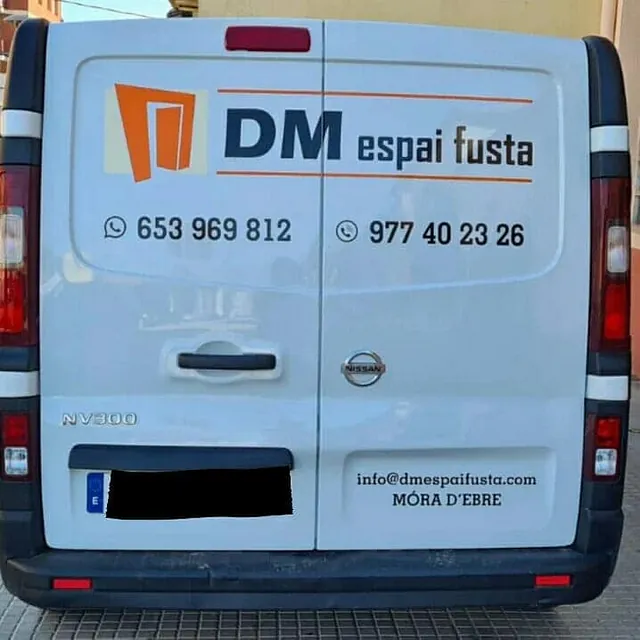Coche rotulado